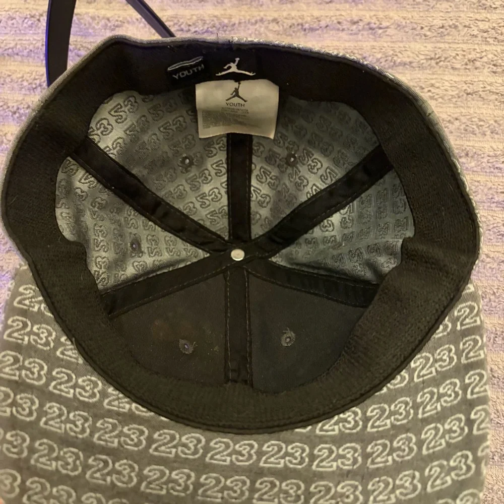 Nike Air Jordan Youth Hat 23 All Over‎ Print Jumpman Snapback Gray Cap